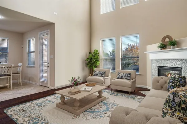 $640,000 | 1009 Chickasaw Drive, Carrollton, TX 75010