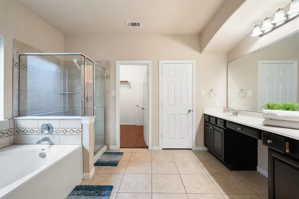 $640,000 | 1009 Chickasaw Drive, Carrollton, TX 75010