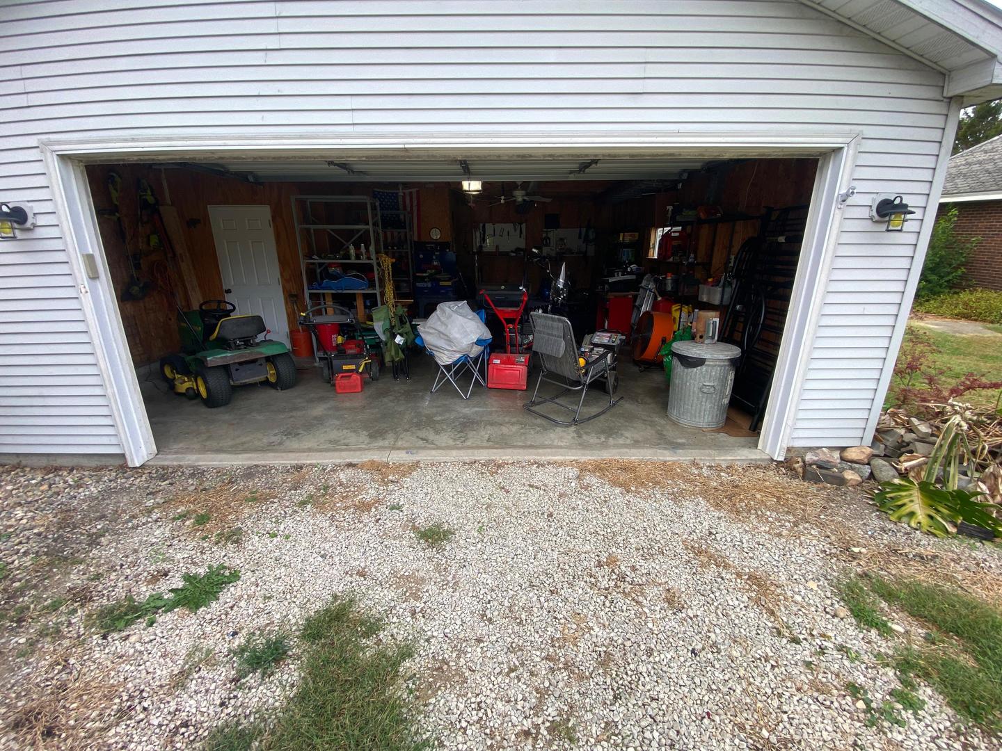 207 South Main Street Fithian, IL 61844 - Photo 20 of 23 a view of a garage