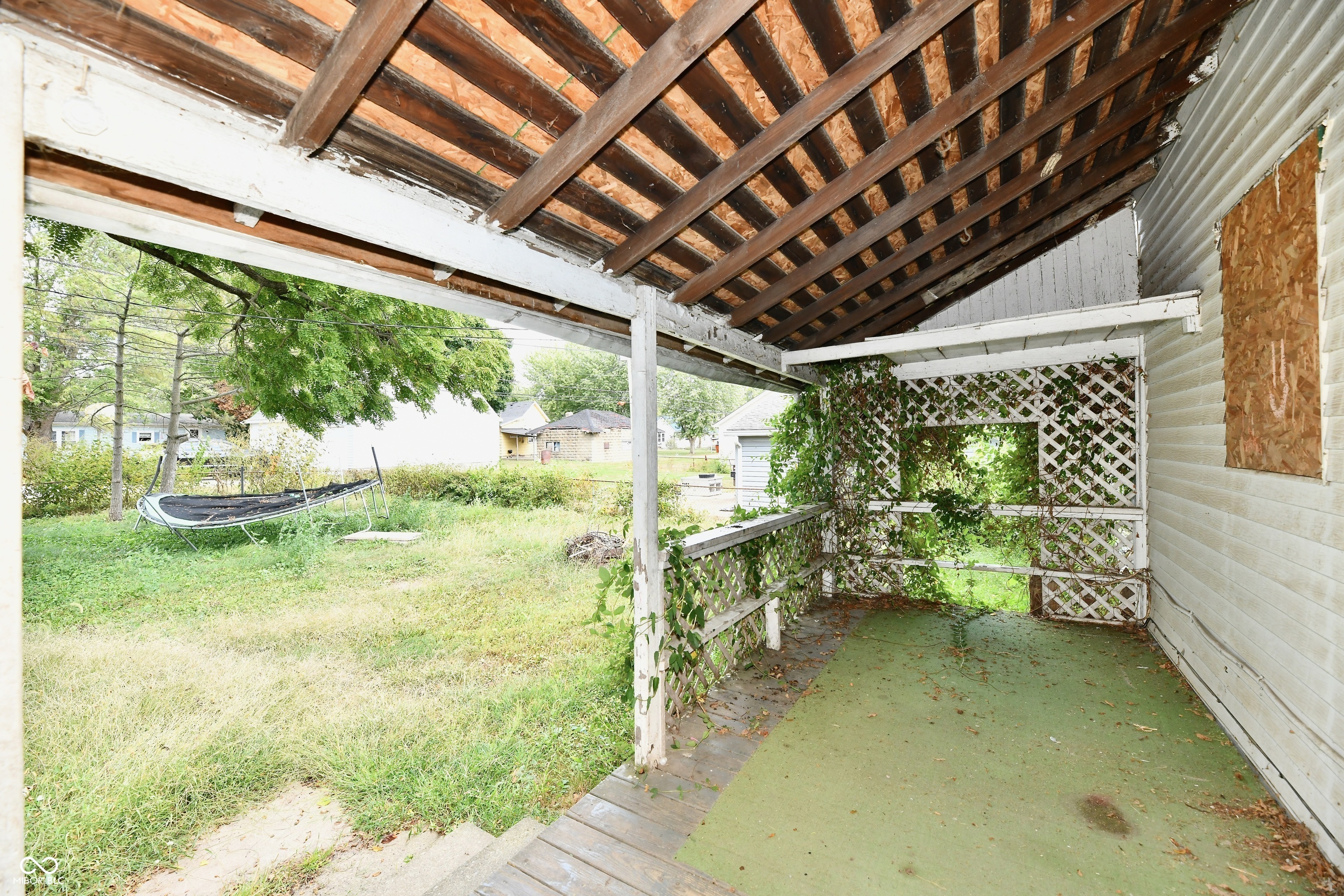 208 East Sherman Street Windfall, IN 46076 - Photo 19 of 21
