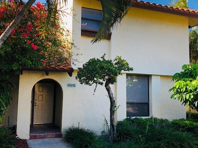 5901 Fox Hollow Drive, Unit E Boca Raton, FL 33486 - Photo 1 of 15 OUTSIDE ENTRANCE