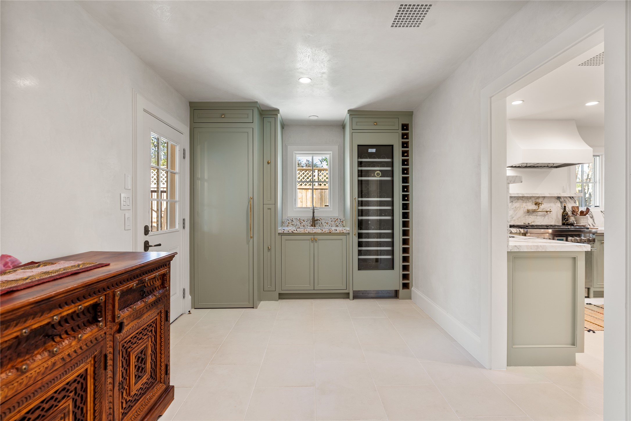 7811 Wickersham Lane Houston, TX 77063 - Photo 16 of 39