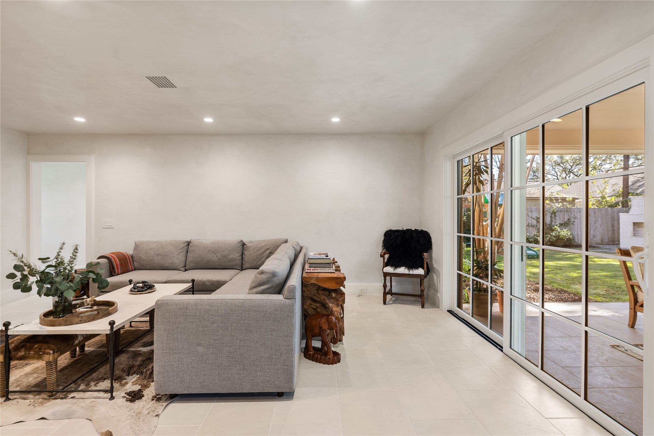 7811 Wickersham Lane Houston, TX 77063 - Photo 17 of 39