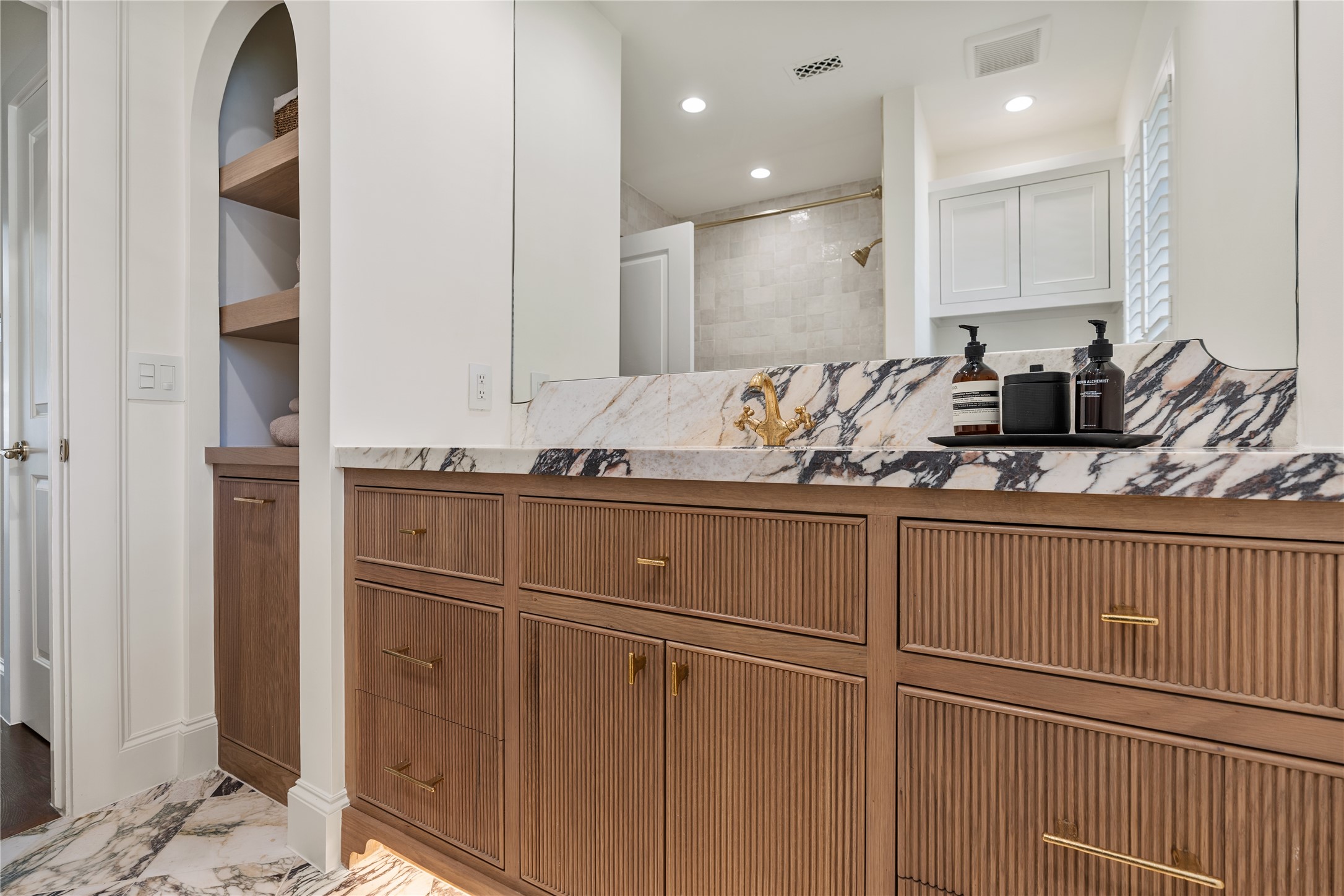 7811 Wickersham Lane Houston, TX 77063 - Photo 28 of 39