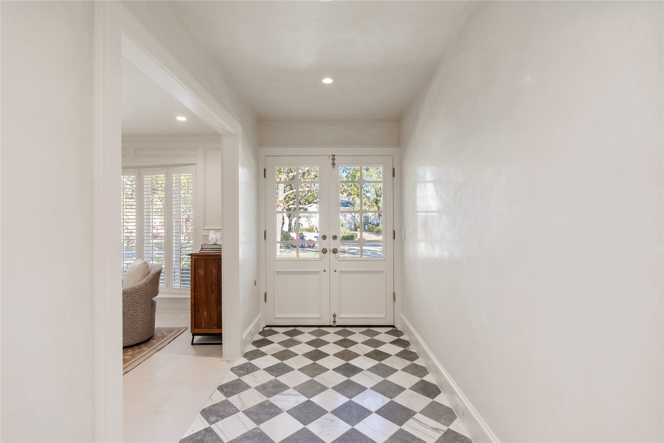 7811 Wickersham Lane Houston, TX 77063 - Photo 3 of 39