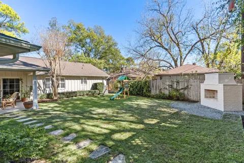 $850,000 | 7811 Wickersham Lane, Houston, TX 77063