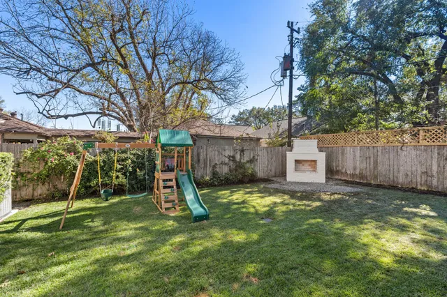 $875,000 | 7811 Wickersham Lane, Houston, TX 77063