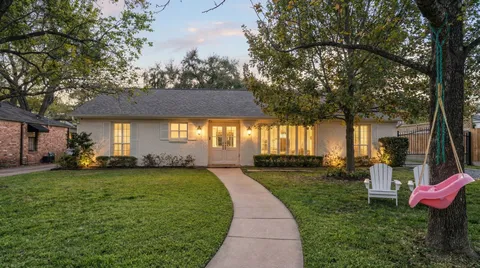 $850,000 | 7811 Wickersham Lane, Houston, TX 77063