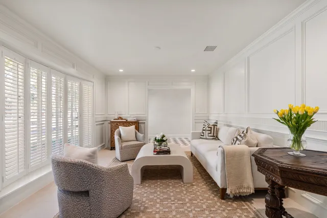 $875,000 | 7811 Wickersham Lane, Houston, TX 77063