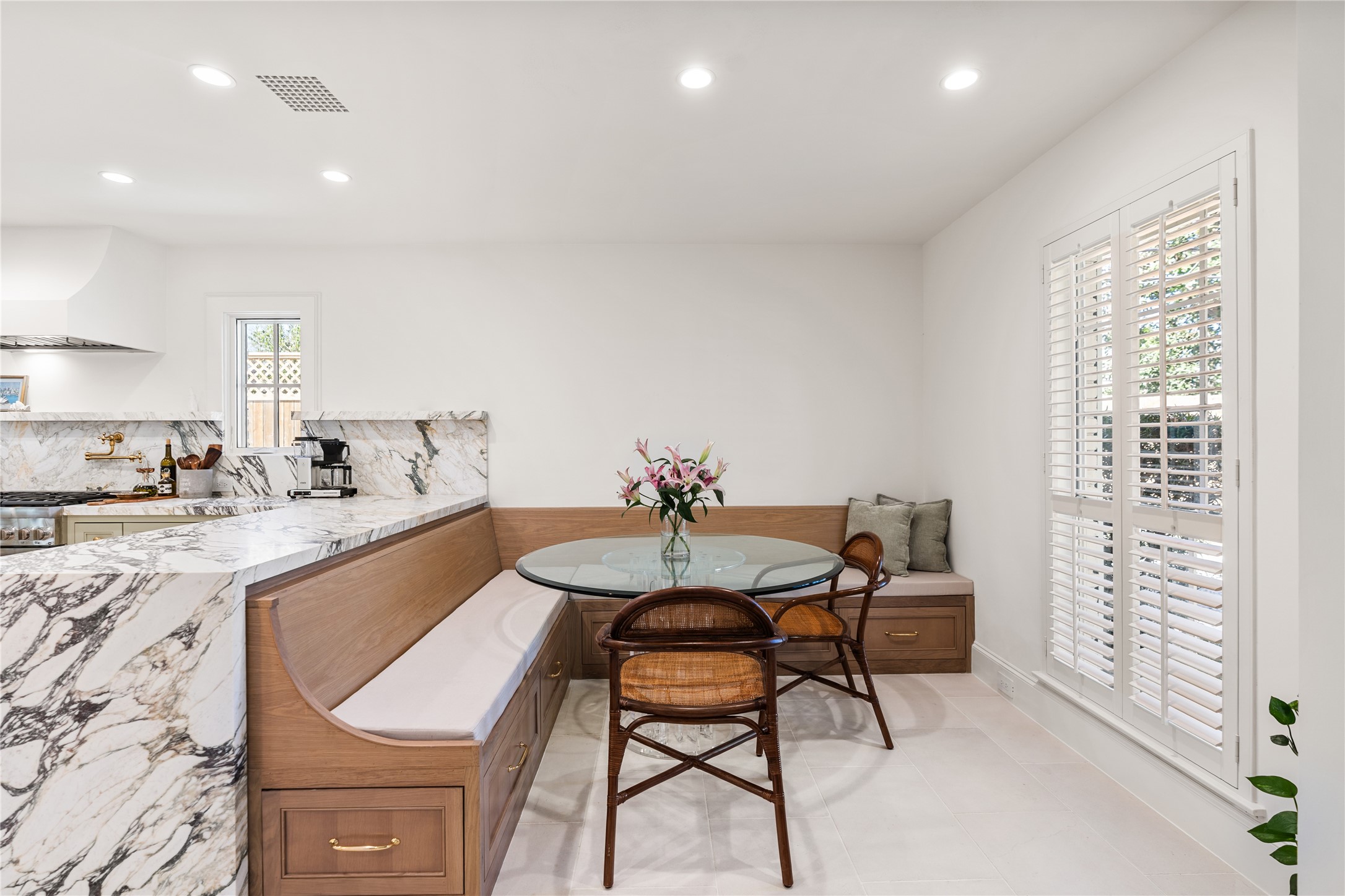 7811 Wickersham Lane Houston, TX 77063 - Photo 8 of 39