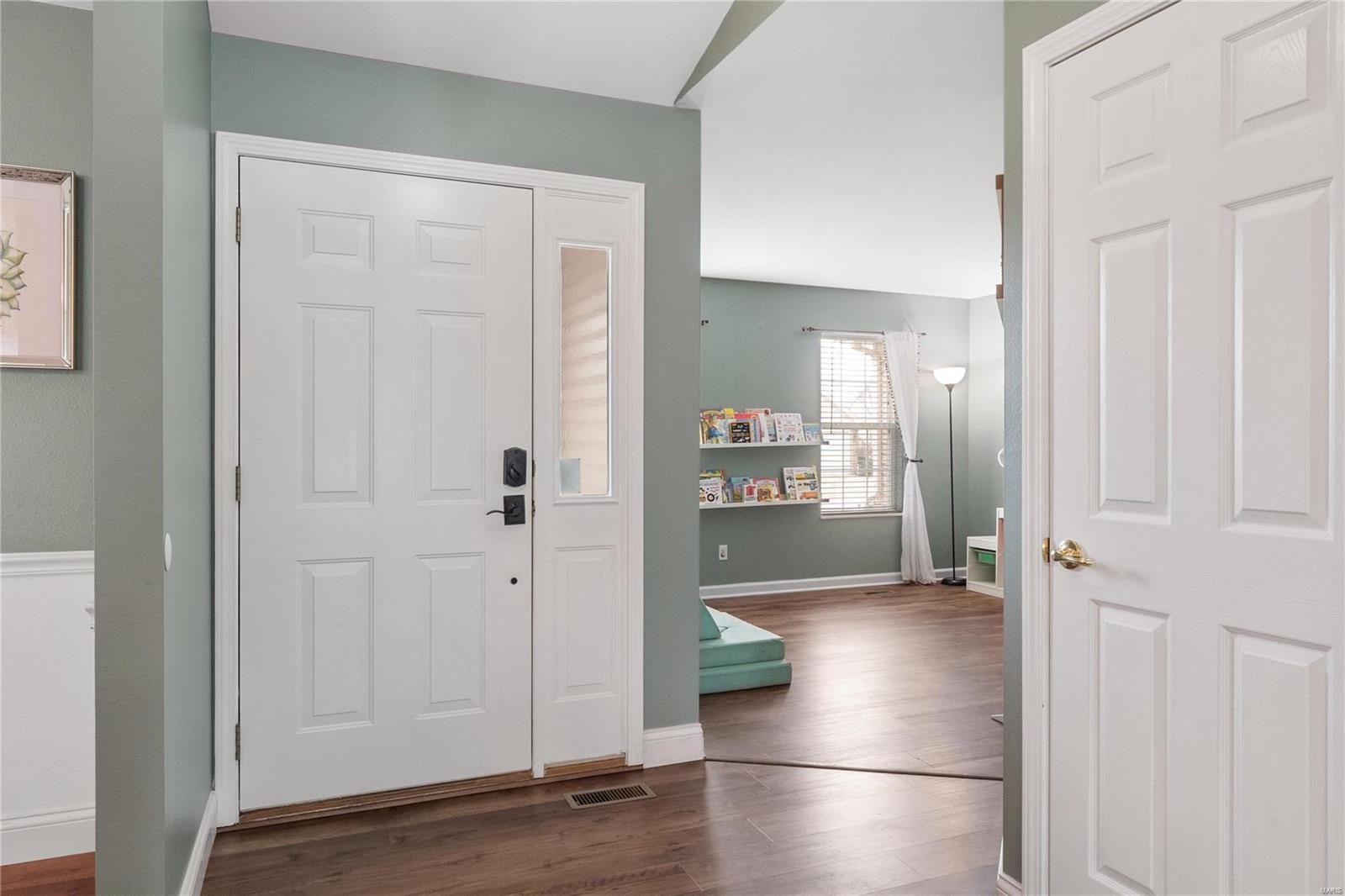 1253 Conrad Lane O'Fallon, IL 62269 - Photo 4 of 42