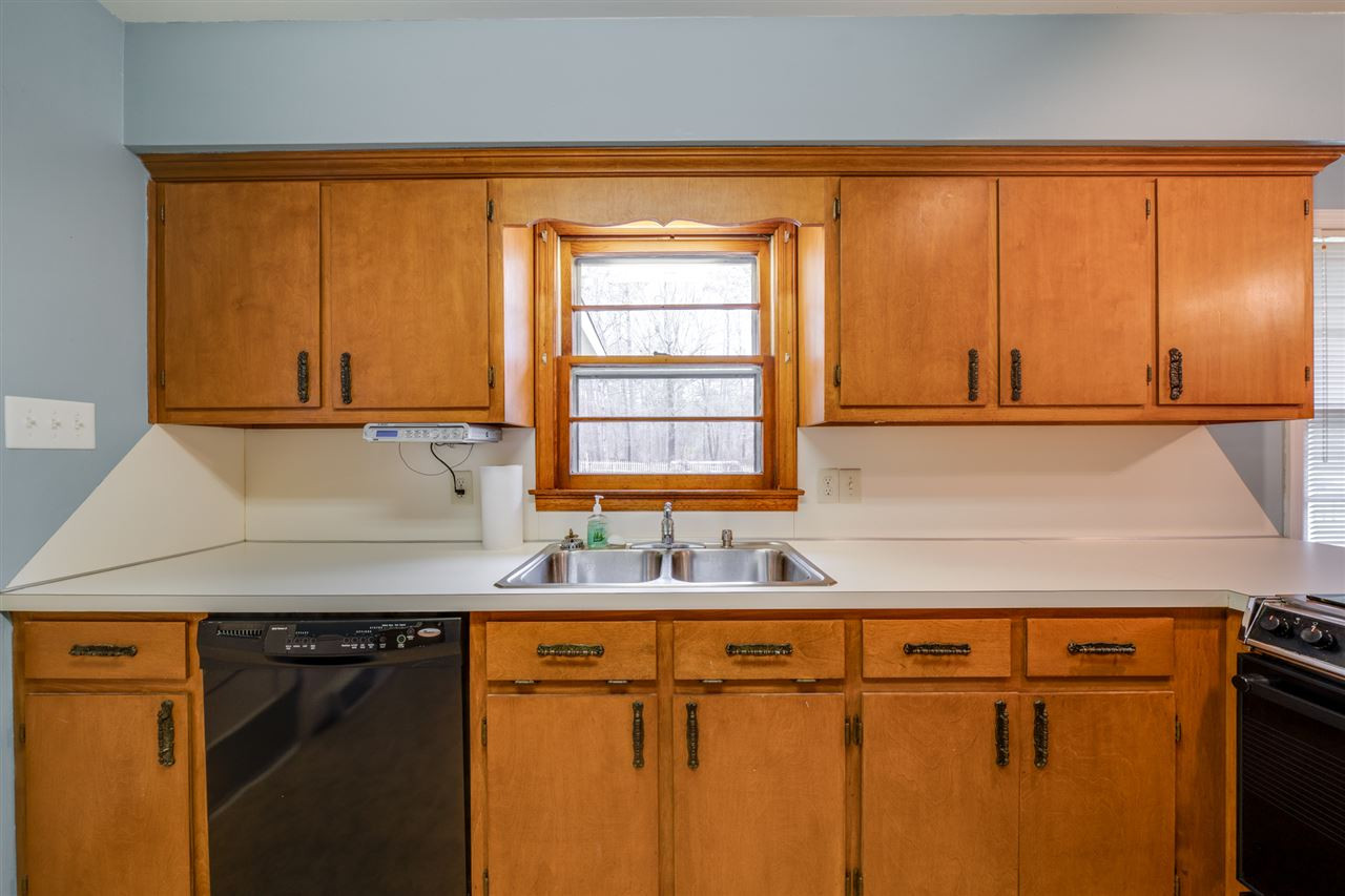 1317 Hamlin Road Durham, NC 27704 - Photo 8 of 19 Photo 8