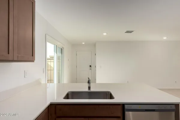 $1,800 | 17589 North Del Mar Avenue, Maricopa, AZ 85138