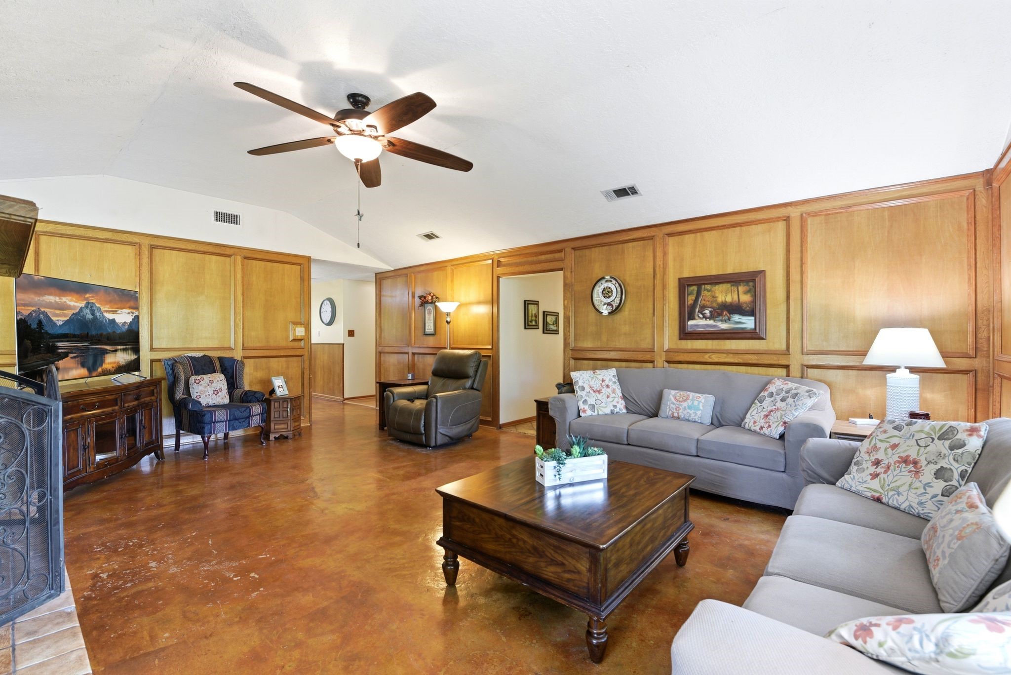 280 McGehee Road Willis, TX 77378 - Photo 9 of 50