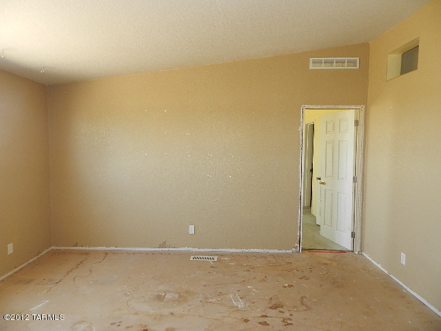 5597 North Whitetail Road Marana, AZ 85653 - Photo 11 of 24