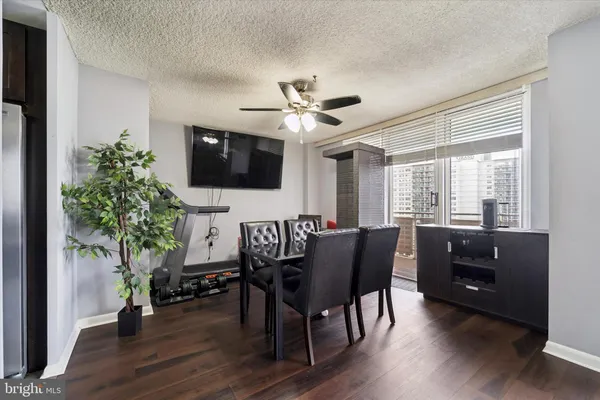 $219,900 | 1840 Frontage Road, Unit 1004, Cherry Hill, NJ 08034