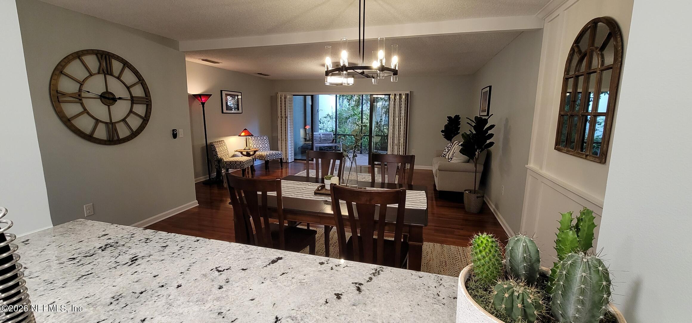 7848 Playa Del Rey Court, Unit 7848 Jacksonville, FL 32256 - Photo 11 of 41 Dining area