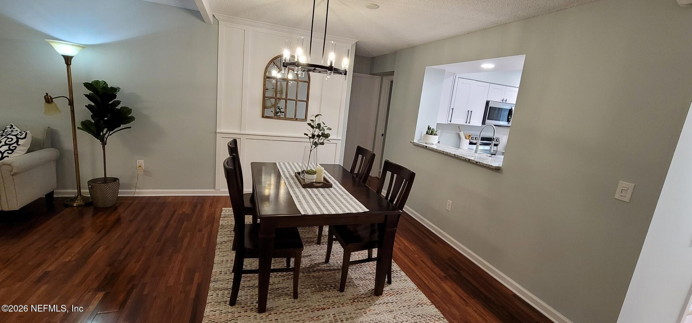 7848 Playa Del Rey Court, Unit 7848 Jacksonville, FL 32256 - Photo 14 of 41 Dining area