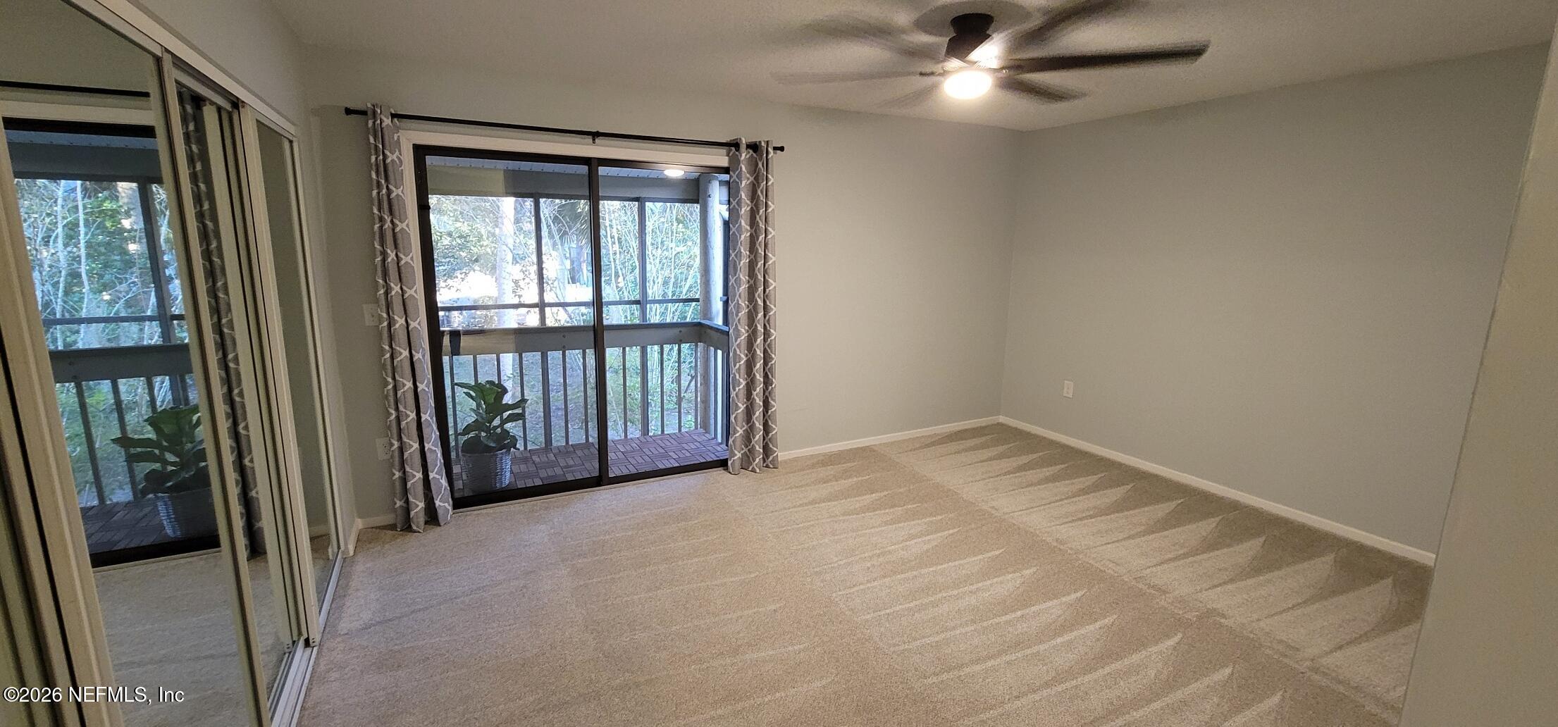 7848 Playa Del Rey Court, Unit 7848 Jacksonville, FL 32256 - Photo 29 of 41 Primary bedroom