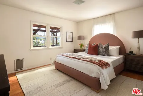 $1,250,000 | 917 North Vendome Street, Los Angeles, CA 90026