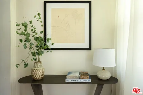 $1,250,000 | 917 North Vendome Street, Los Angeles, CA 90026