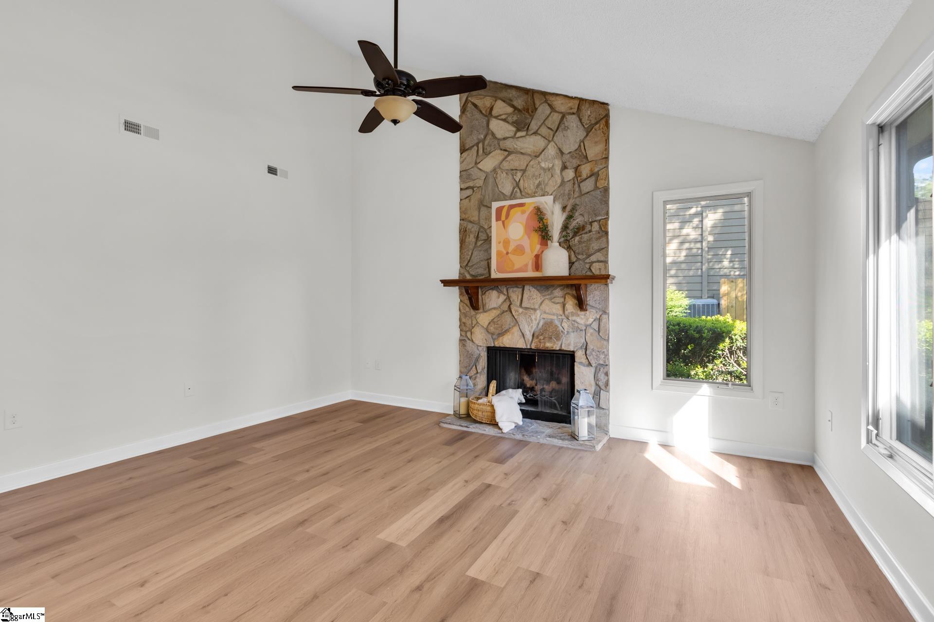 416 Sparrow Hawk Court Greer, SC 29650 - Photo 4 of 31