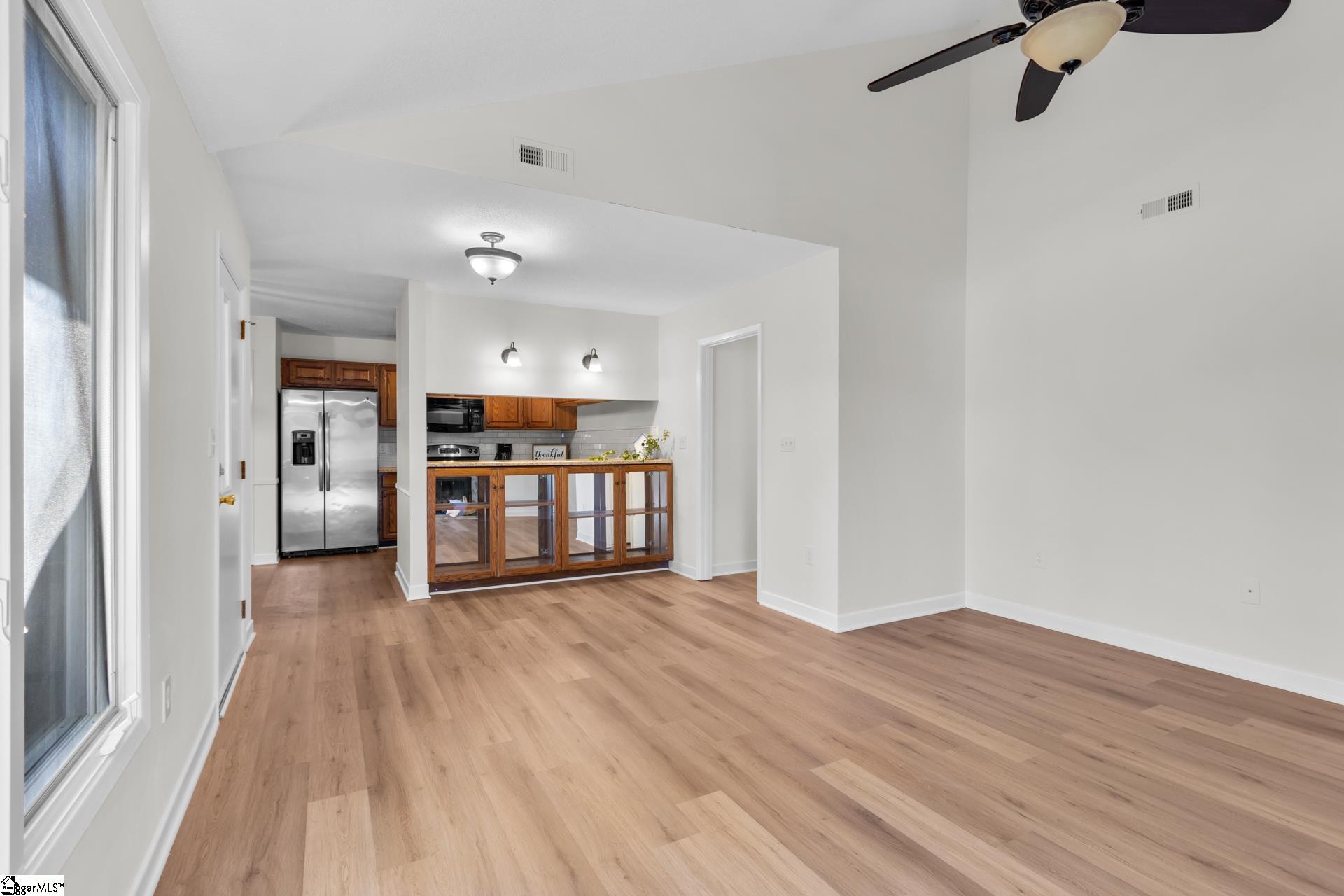 416 Sparrow Hawk Court Greer, SC 29650 - Photo 8 of 31