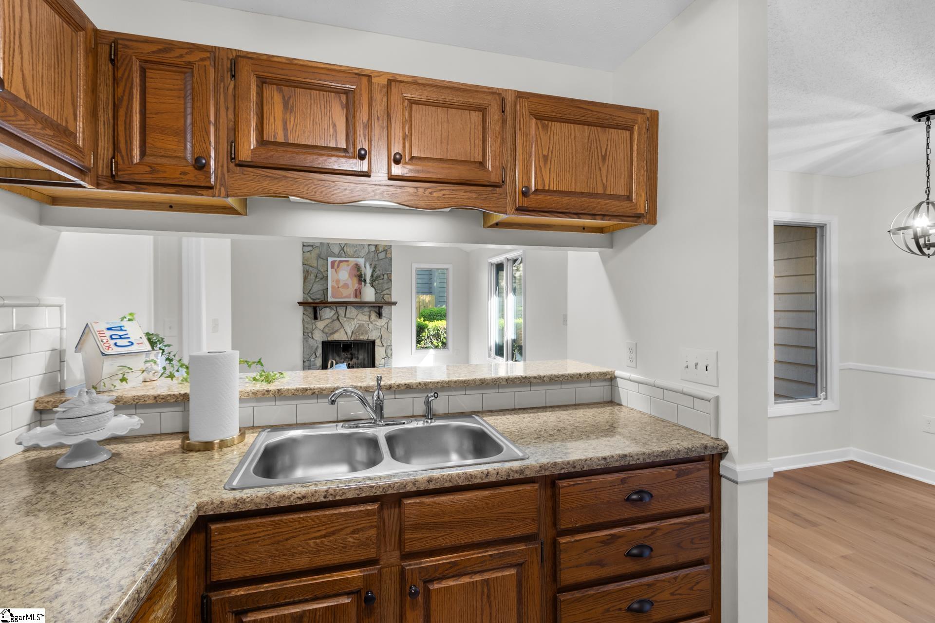 416 Sparrow Hawk Court Greer, SC 29650 - Photo 10 of 31