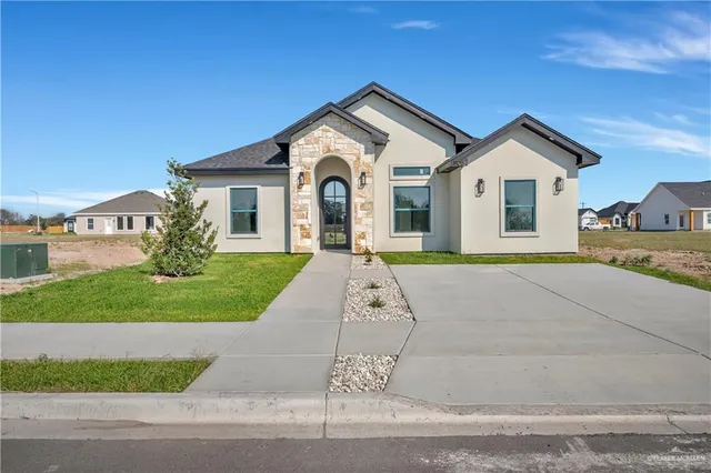 $235,999 | 1105 Baker Lane, Edinburg, TX 78541
