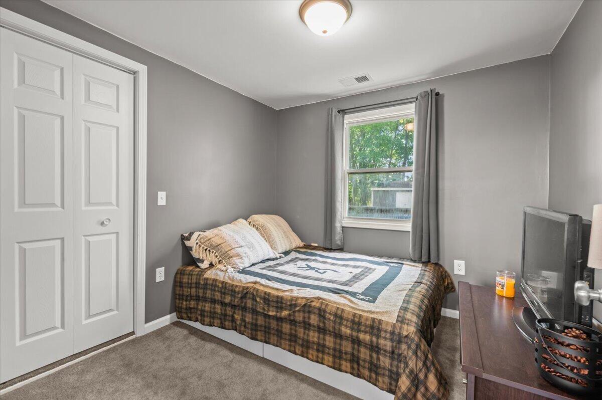 5438 Ionia Road Portland, MI 48875 - Photo 13 of 18