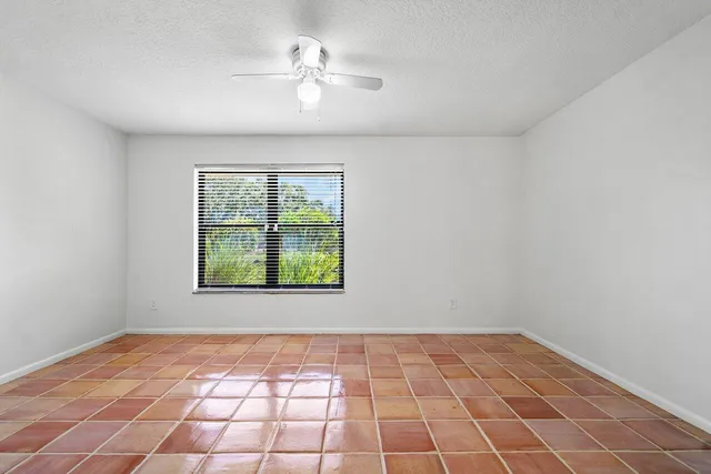 $4,900 | 9405 Dundee Drive, Lake Worth, FL 33467