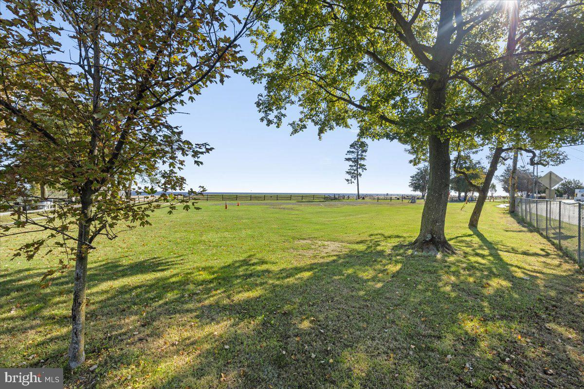 5109 Breezy Point Road Chesapeake Beach, MD 20732 - Photo 33 of 41 Private beach access