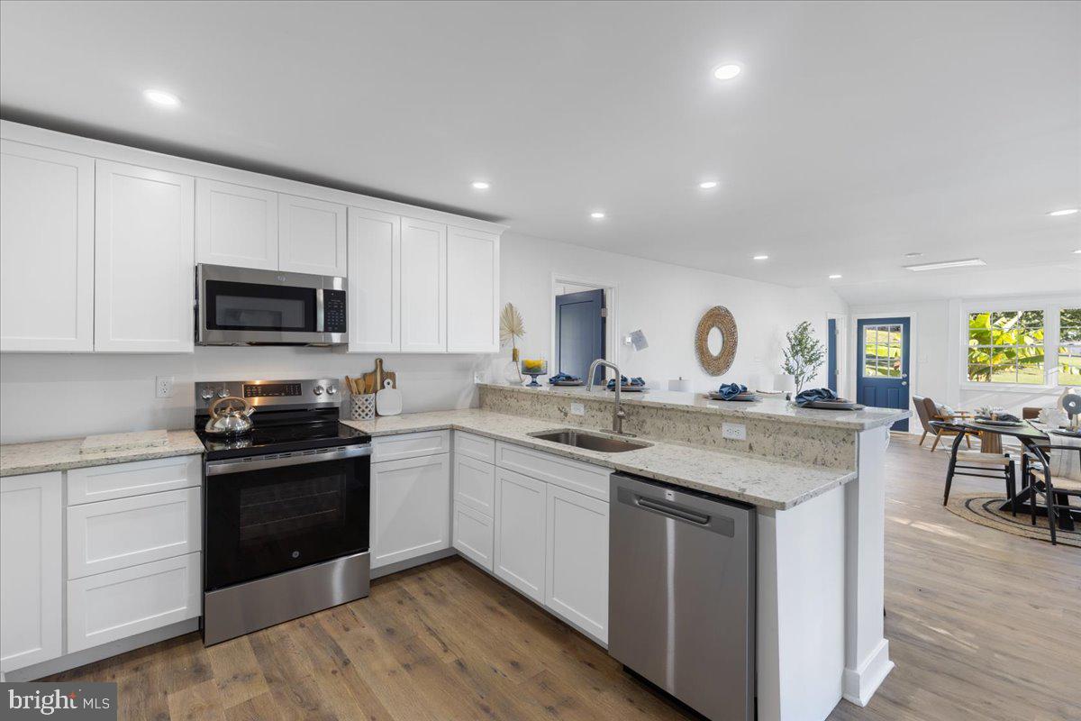 5109 Breezy Point Road Chesapeake Beach, MD 20732 - Photo 10 of 41 Beautiful quartz counters