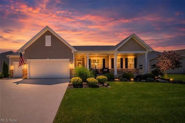$569,900 | 34633 Legends Way, Grafton, OH 44044