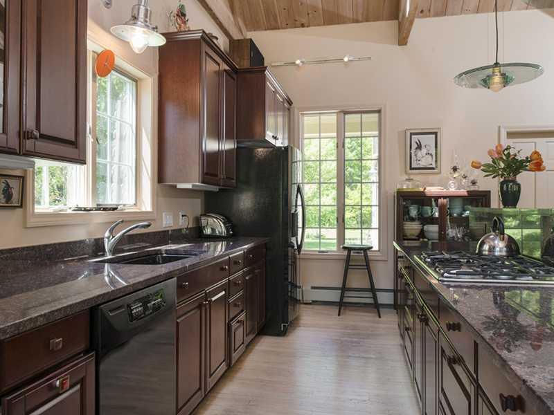 36 Brookside Drive Woolwich, ME 04579 - Photo 25 of 35 Kitchen.
