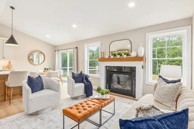 $450,000 | 41 Willow Lane, Rindge, NH 03461