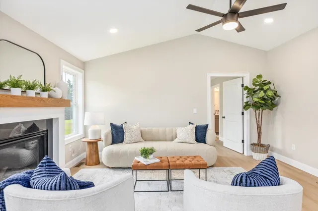 $450,000 | 41 Willow Lane, Rindge, NH 03461