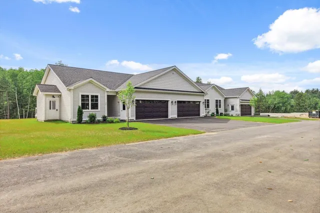 $450,000 | 41 Willow Lane, Rindge, NH 03461