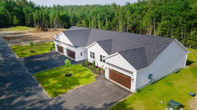 $460,000 | 41 Willow Lane, Rindge, NH 03461
