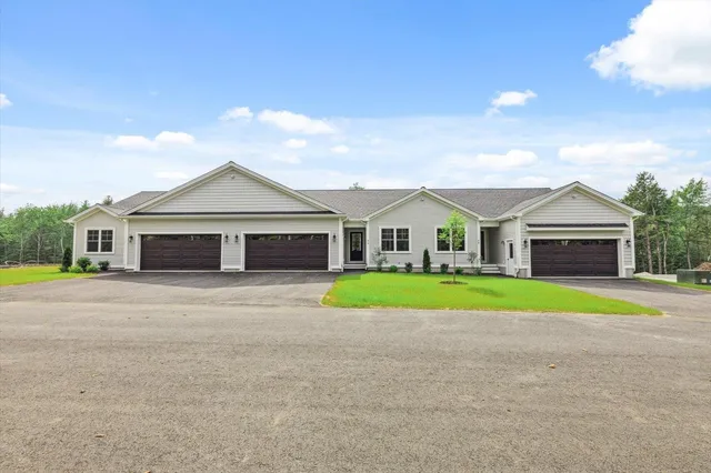 $460,000 | 41 Willow Lane, Rindge, NH 03461