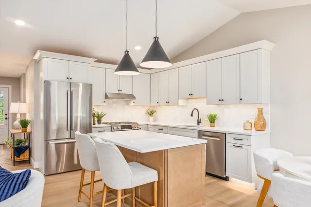 $450,000 | 41 Willow Lane, Rindge, NH 03461