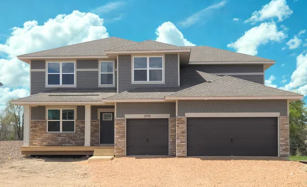 $650,000 | 1733 Oak Creek Pass, Chaska, MN 55318