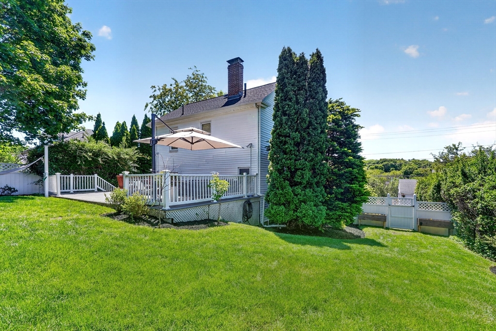 214 Laurel Street Melrose, MA 02176 - Photo 30 of 37
