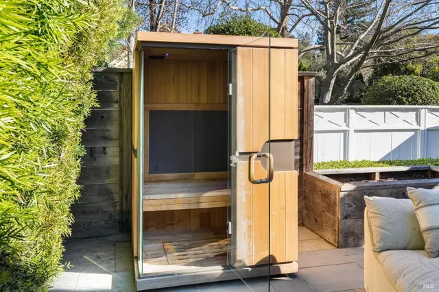 $3,795,000 | 47 Redwood Drive, Ross, CA 94957