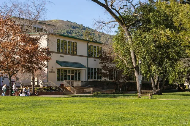 $3,795,000 | 47 Redwood Drive, Ross, CA 94957