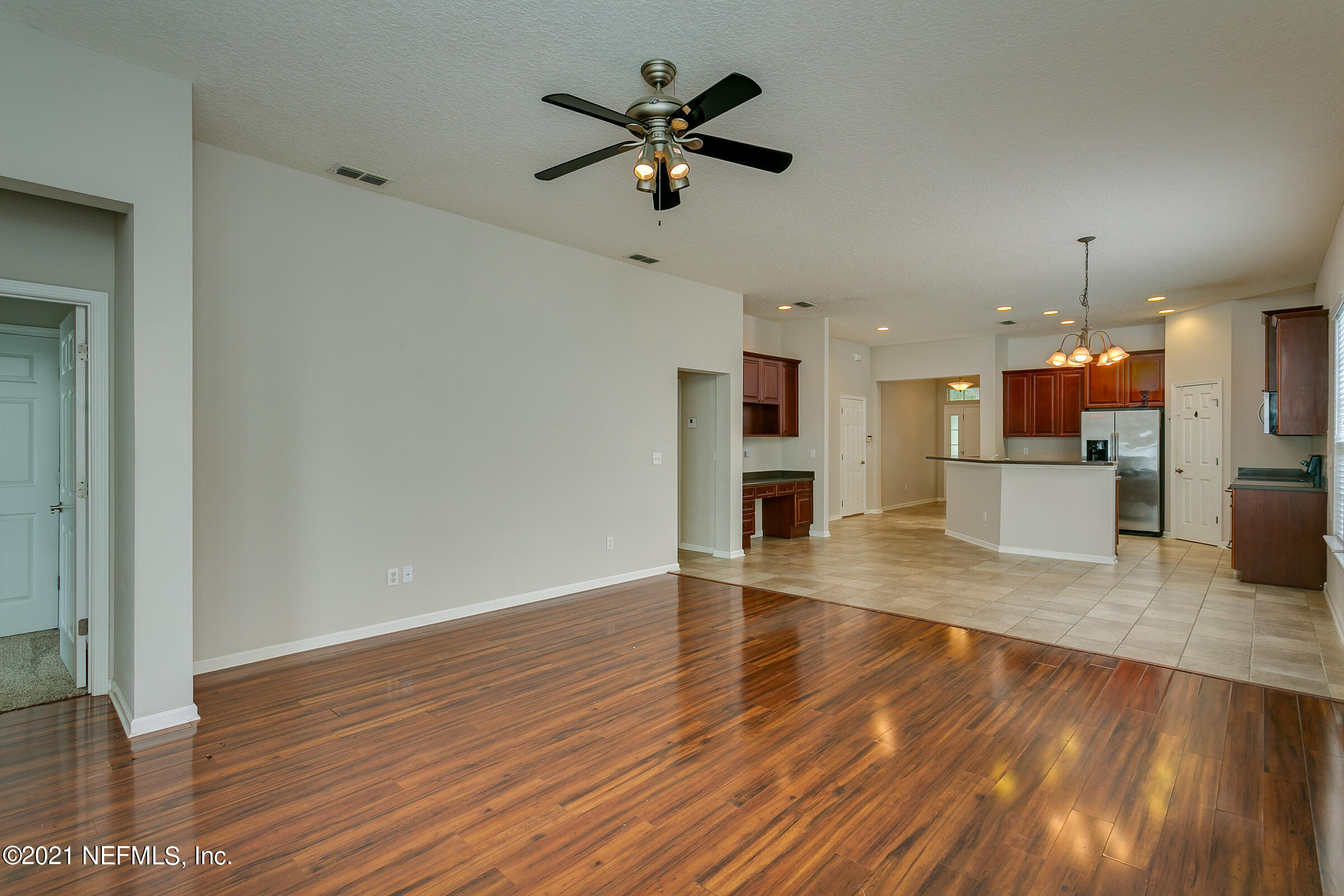 6309 Wedmore Road Jacksonville, FL 32258 - Photo 18 of 41 Great Room back to Kitchen