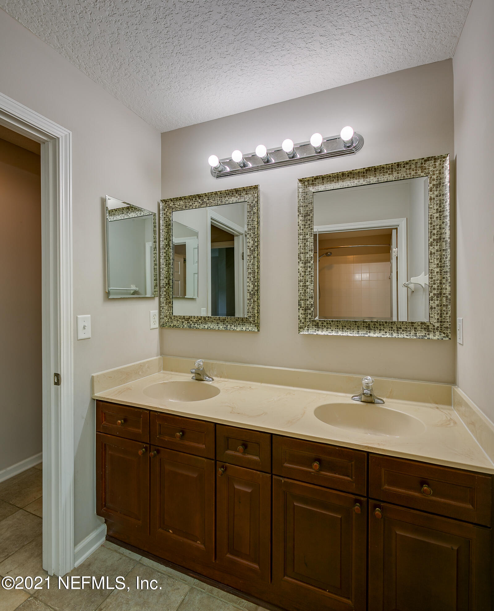 6309 Wedmore Road Jacksonville, FL 32258 - Photo 28 of 41 Bathroom 2