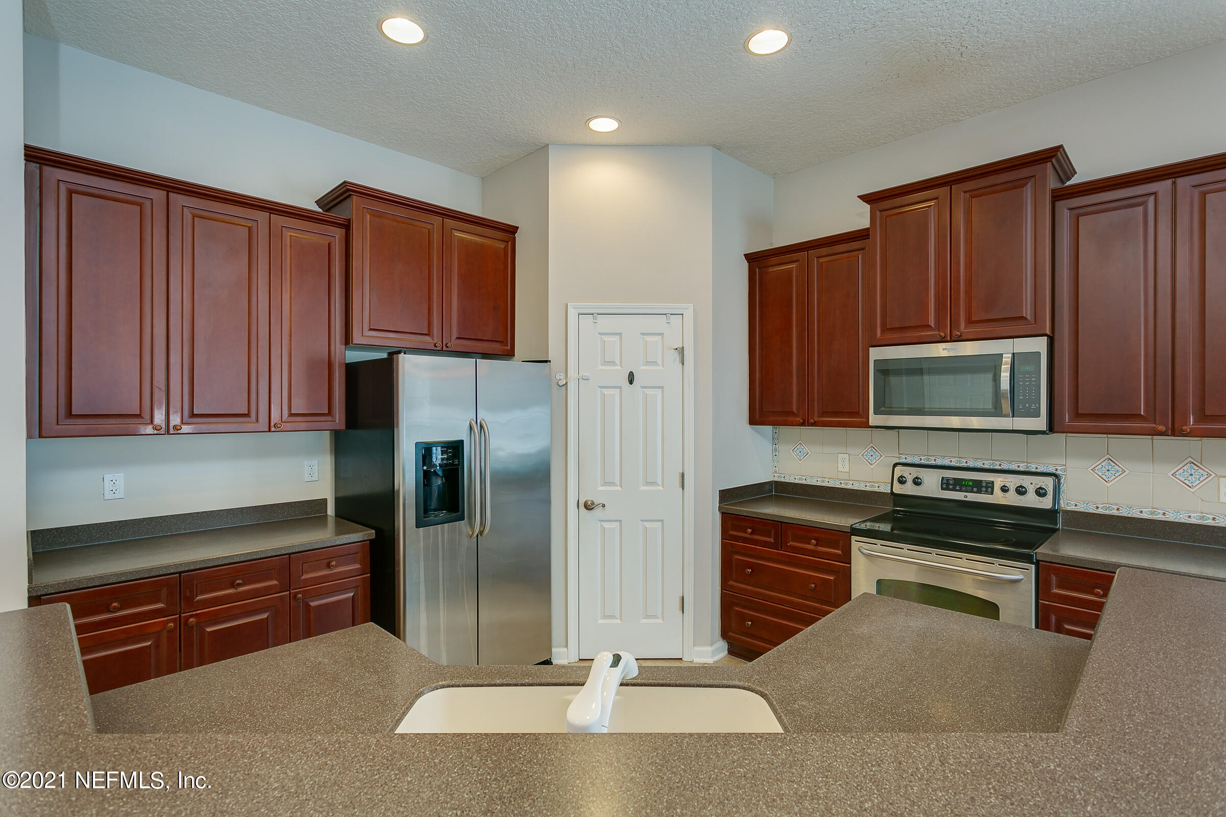 6309 Wedmore Road Jacksonville, FL 32258 - Photo 8 of 41 Kitchen View 2