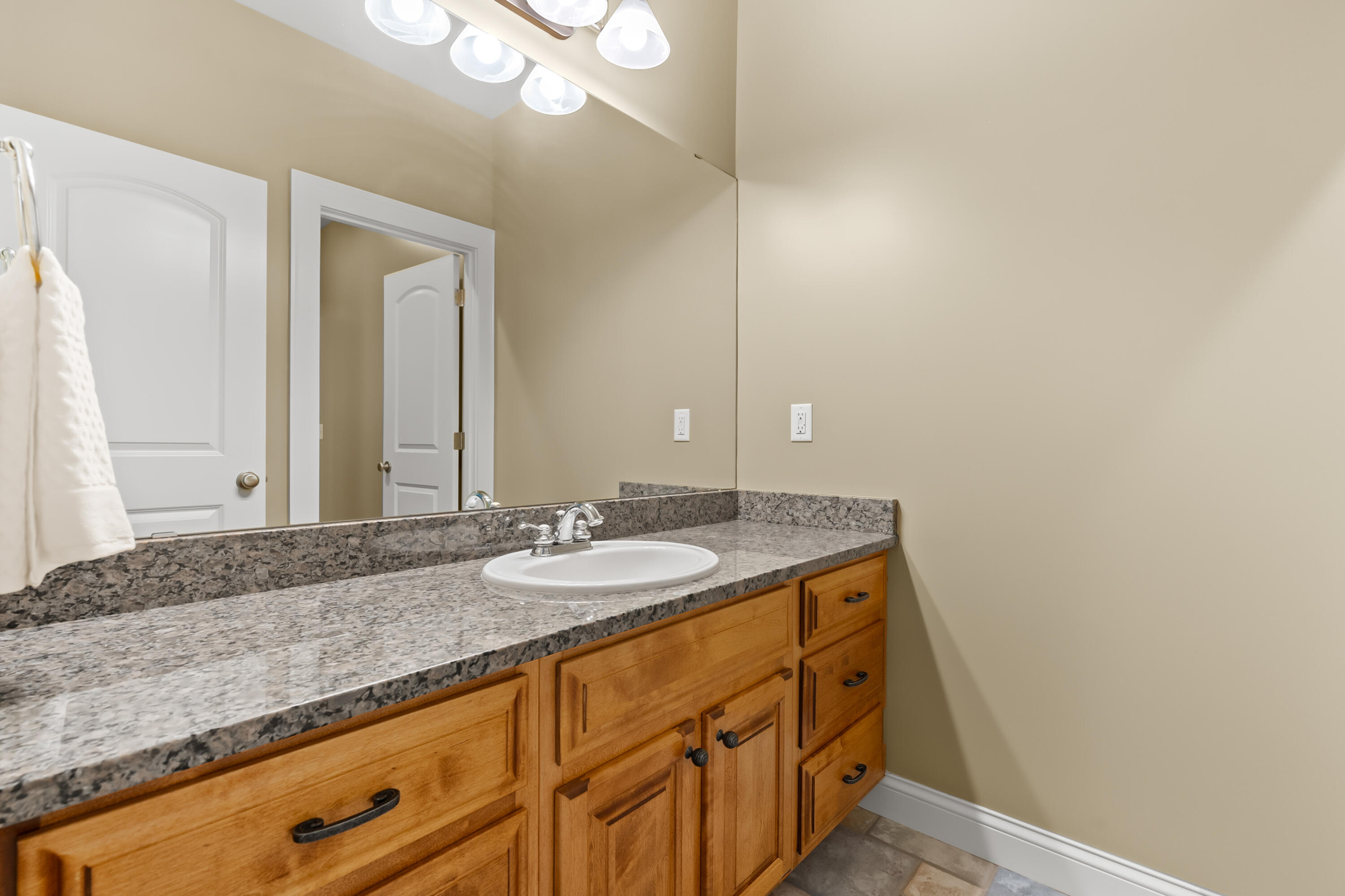 9765 Sterling Road Richland, MI 49083 - Photo 31 of 85 Sterling Rd 9765 Richland 49083-39