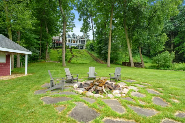 $1,590,000 | 9765 Sterling Road, Richland, MI 49083